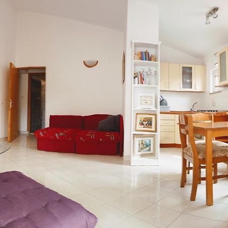 Apartmani Nikolina Ražanac Kültér fotó